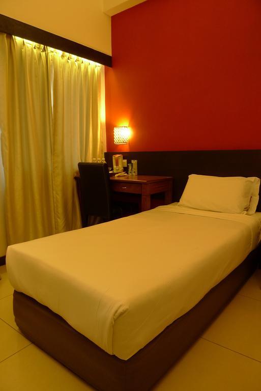 Meldrum Hotel 2*