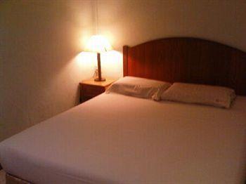 Hotel Meldrum 2*