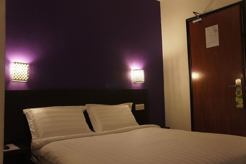 Hotel Meldrum 2*