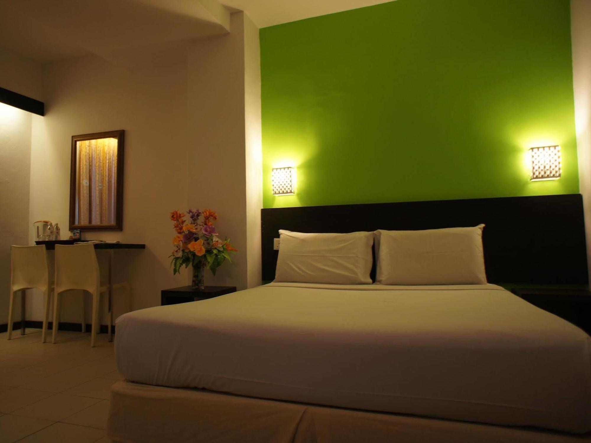 Hotel Meldrum 2*